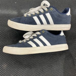 Adidas shoes size 10 mens